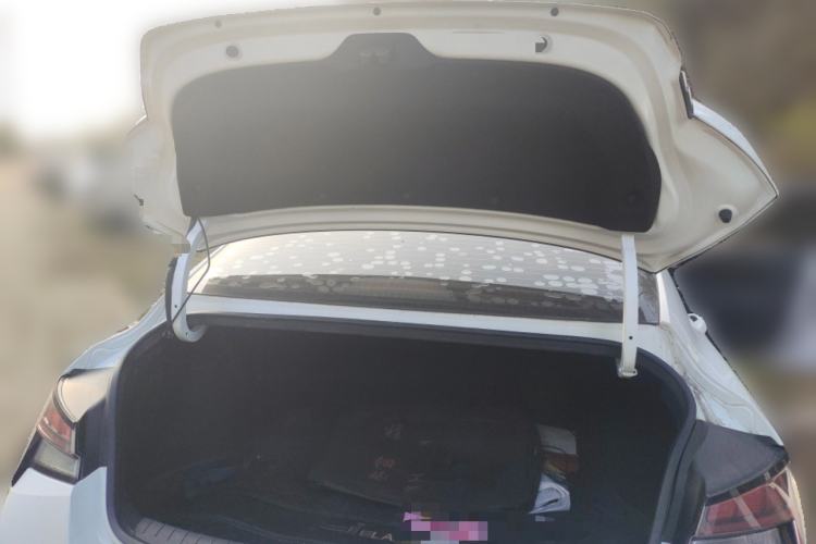 Used Hyundai Elantra 2021 1.5L CVT LUX Prestige Edition Trunk