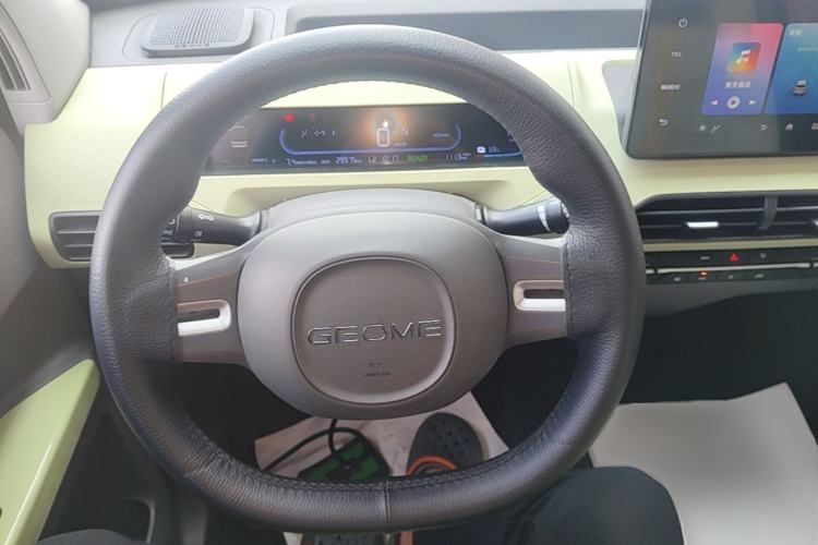 Used Geely Galaxy Panda 2023 Panda Mini 200km Endurance Bear