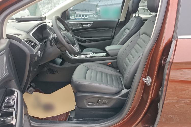 Used Ford Edge 2016 EcoBoost 245 Two-Wheel-Drive Titanium 7-Seater