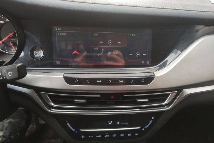 Used CHANGAN CS35PLUS 2018 1.6L Manual Changlian Edition China V Standard Audio And AC Panel
