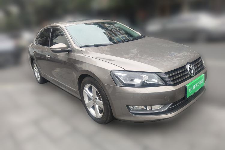 Used Volkswagen Passat 2013 1.8TSI DSG Prestige Edition Front Right 45 Deg