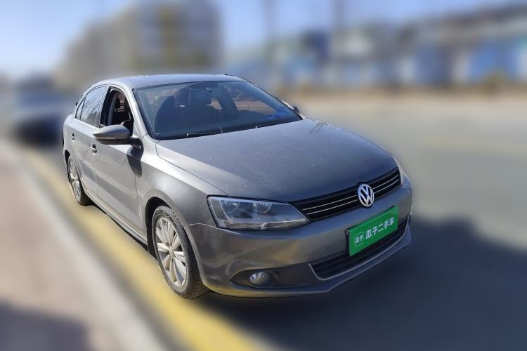 Used Volkswagen Sagitar 2014 Revised Version 1.6L Automatic Comfort Edition Front Right 45 Deg