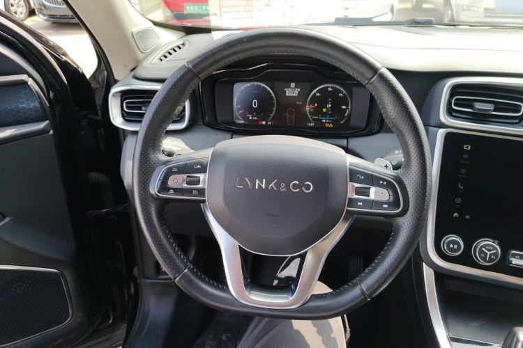 Used Lynk & Co 01 EM-P 2019 1.5T PHEV Pro Steering Wheel