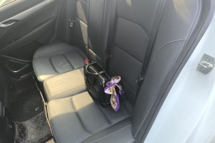 Used Geely Auto Emgrand 2019 Leading Edition 1.5L Manual Upward Asian Games Edition China VI Left Rear Seat