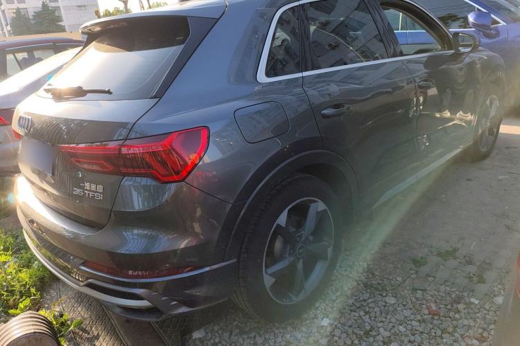 Used Audi Q3 2022 35 TFSI Fashion Dynamic Model
