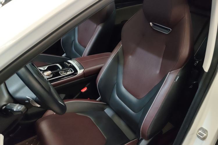 Used SOL QX 2021 300T DCT Deluxe Smart Connectivity Version