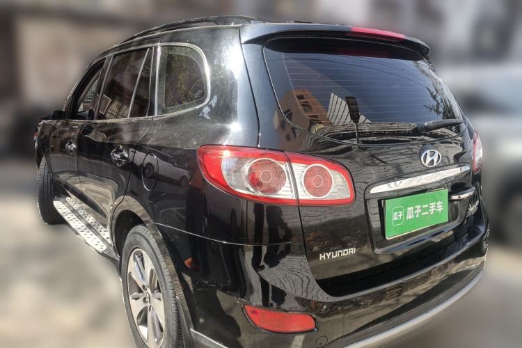 Used Hyundai Santa Fe Classic 2012 2.4 Ultimate Edition 7-Seater Four-Wheel Drive Rear Left 45 Deg