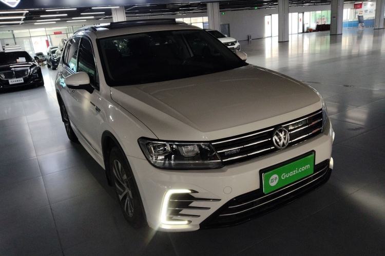 Used Volkswagen Tiguan L New Energy 2020 430 PHEV Plug-in Hybrid Prestige Edition Front Right 45 Deg