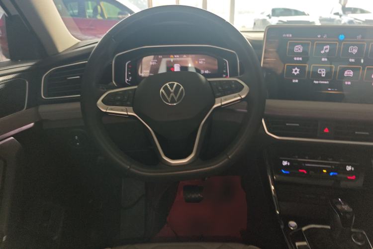 Used Volkswagen Tayron 2023 300TSI Two-Wheel-Drive Luxury Plus Advanced Edition
