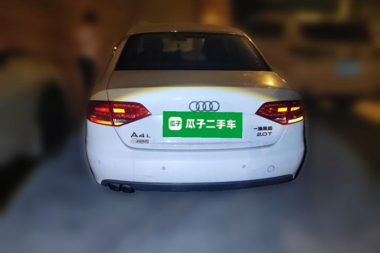 Used Audi A4L 2012 2.0 TFSI automatic Comfort trim level