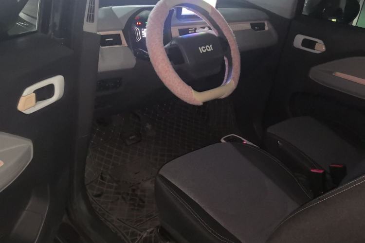 Used Chery QQ Ice Cream 2022 120km Milkshake Phosphate Lithium-Iron Driver Seat