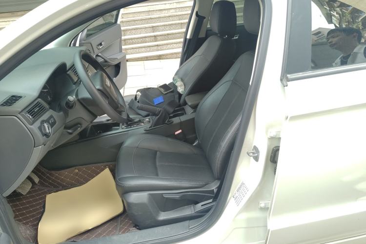 Used Qoros 3 2018 Sedan 1.6L Automatic Leading Model Left Front Seat