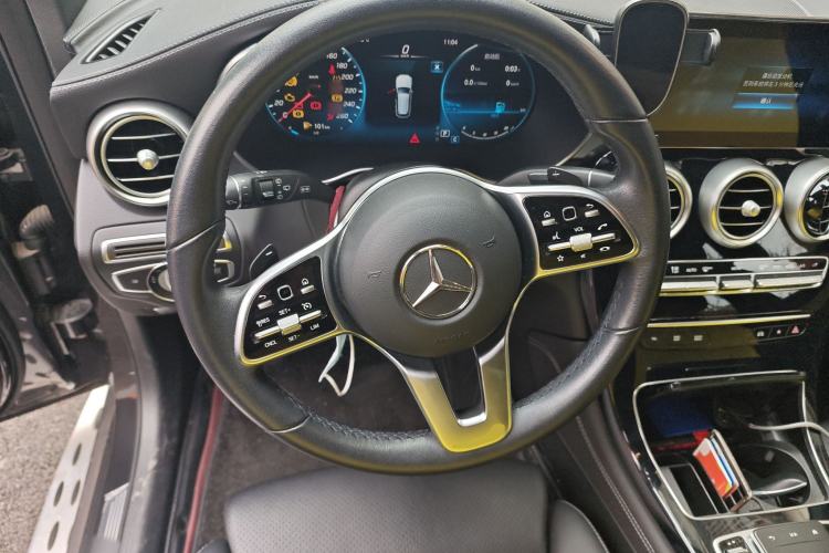 Used Mercedes-Benz GLC 2021 GLC 260 L 4MATIC Dynamic Edition Steering Wheel