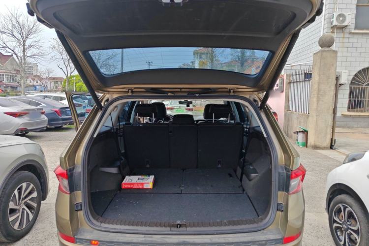 Used Skoda Kodiaq 2017 TSI330 7-Seater Two-Wheel-Drive Luxury Edition Trunk