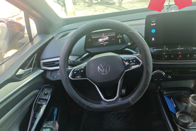 Used Volkswagen ID.4 CROZZ 2022 Long-Range PURE+ Edition