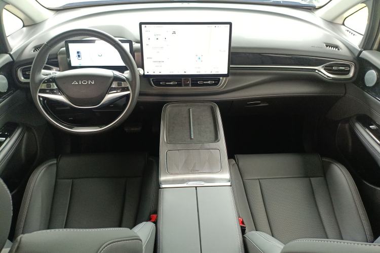 Used AION V 2024 Plus 70 Star Edition Lithium Iron Phosphate Center Console