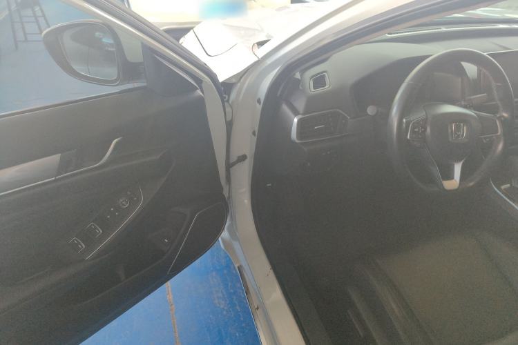 Used Honda Accord 2022 260TURBO Luxury Edition Driver Seat