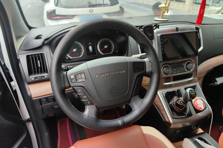 Used FORTHING Lingzhi PLUS 2021 2.0L Manual Standard Version CNG 7 Seats