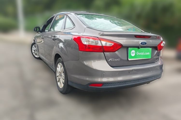 Used Ford Focus 2012 Sedan 1.6L Automatic Comfort Model
