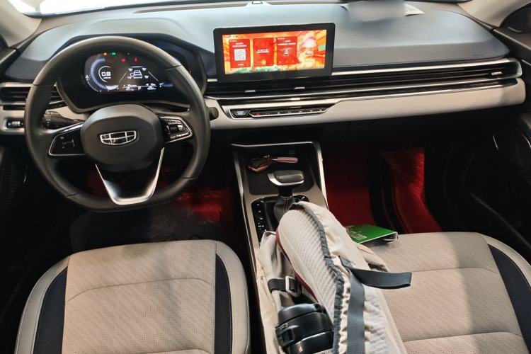 Used Geely Auto Emgrand 2022 4th Generation 1.5L CVT Flagship Model
