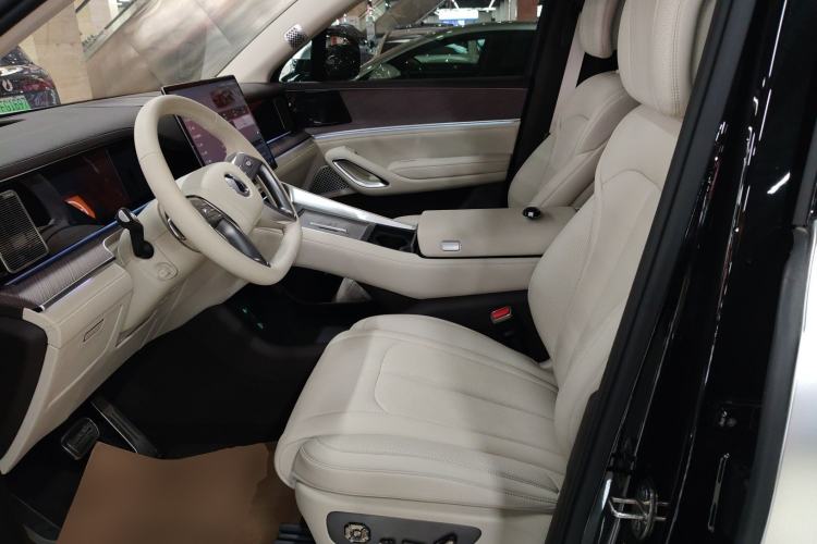 Used Denza N9 2025 Flagship Model