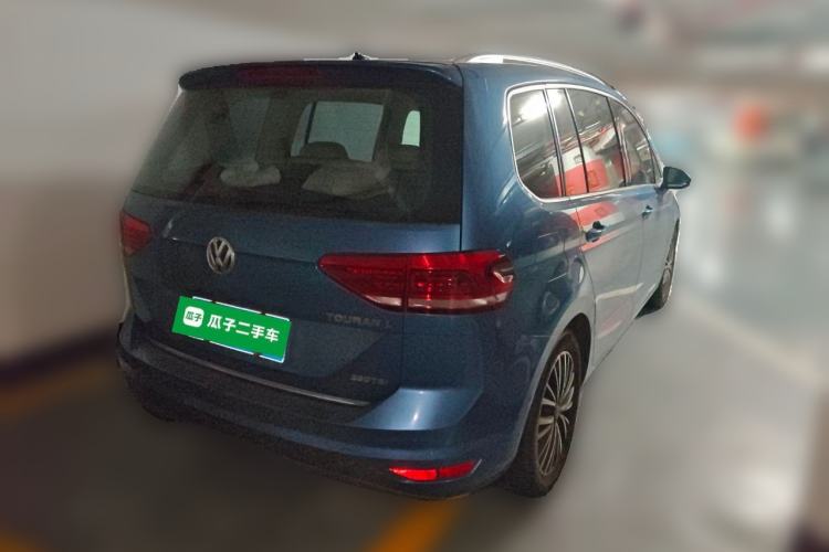 Used Volkswagen Touran 2018 Volkswagen Touran L 280TSI DSG Luxury Edition 7 Seats