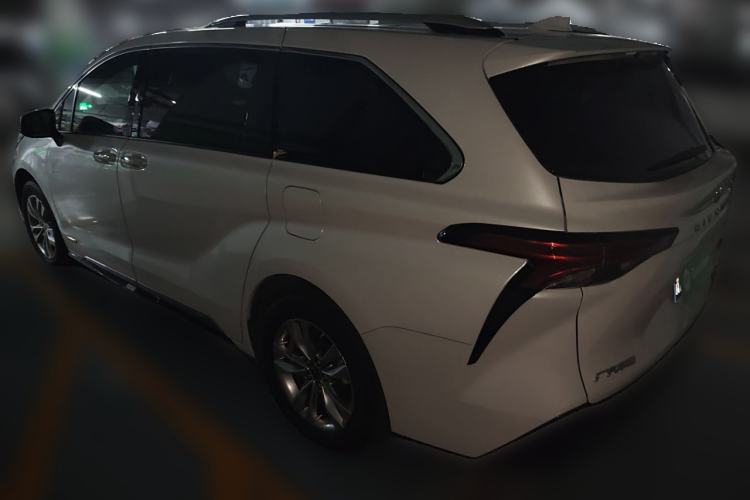 Used Toyota SIENNA 2021 2.5L Hybrid Platinum Edition Rear Left 45 Deg