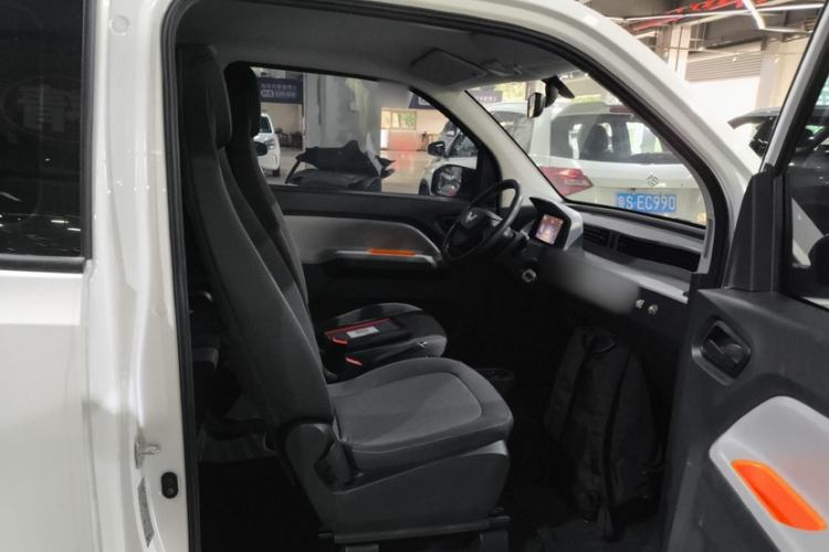 Used Wuling Hongguang MINIEV 2022 Zizai Version Lithium Iron Phosphate Interior 7