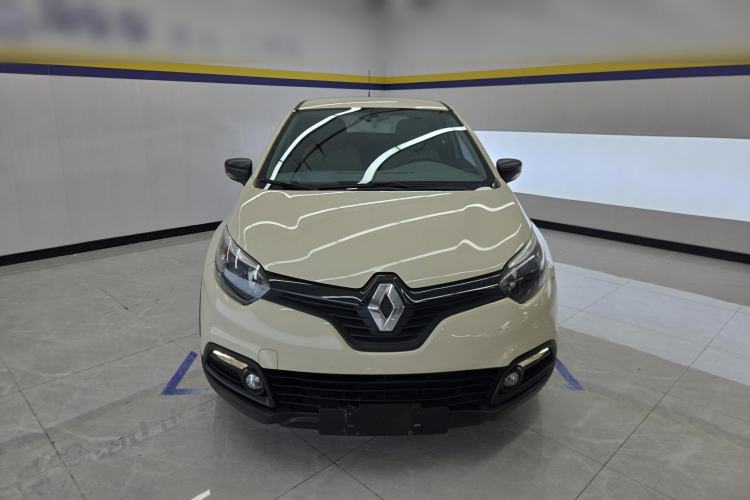 Used Renault Captur 2015 1.2T Automatic Standard Edition
