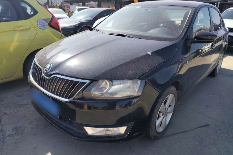 Used Skoda Rapid 2013 1.6L Automatic Smart Selection Model