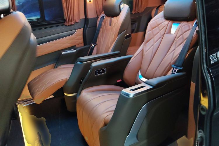 Used Juntian Black Warrior Youth 2025 2.0T Gasoline Top-of-the-Line Version