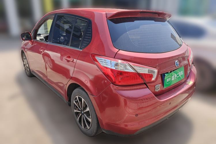 Used Venucia R50 2015 1.6L Automatic Fashion Edition Rear Left 45 Deg