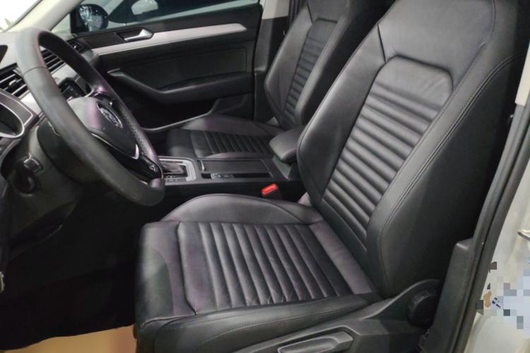 Used Volkswagen Magotan 2017 280TSI DSG Comfort Model Left Front Seat