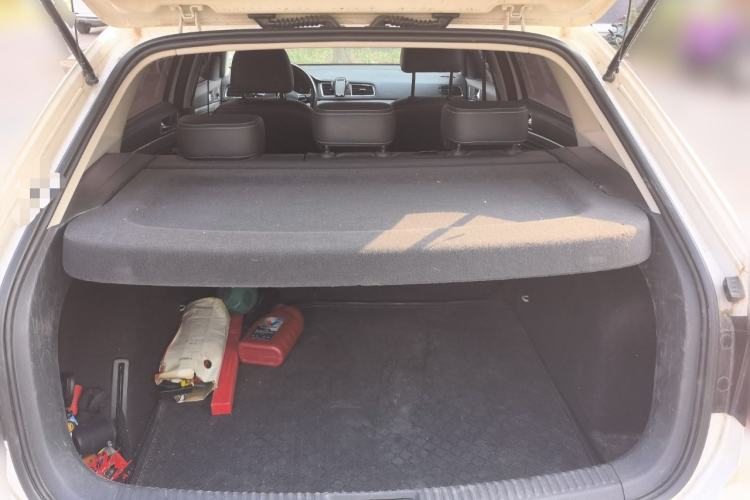 Used Volkswagen Gran Lavida 2015 1.6L Automatic Comfort Edition
