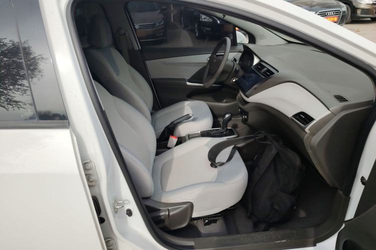 Used Chevrolet Lova RV 2016 1.5L Automatic Comfort Edition