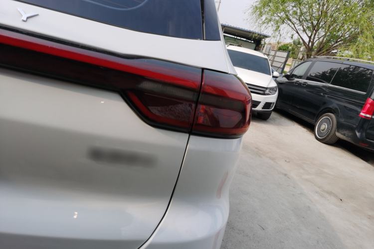 Used Chery Tiggo 8 2021 Kunpeng Edition 290TGDI Automatic Zhubfeng Version Right Rear Taillight