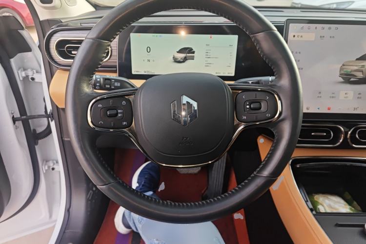 Used Leapmotor C11 2024 All-Electric 580 Luxury Edition
