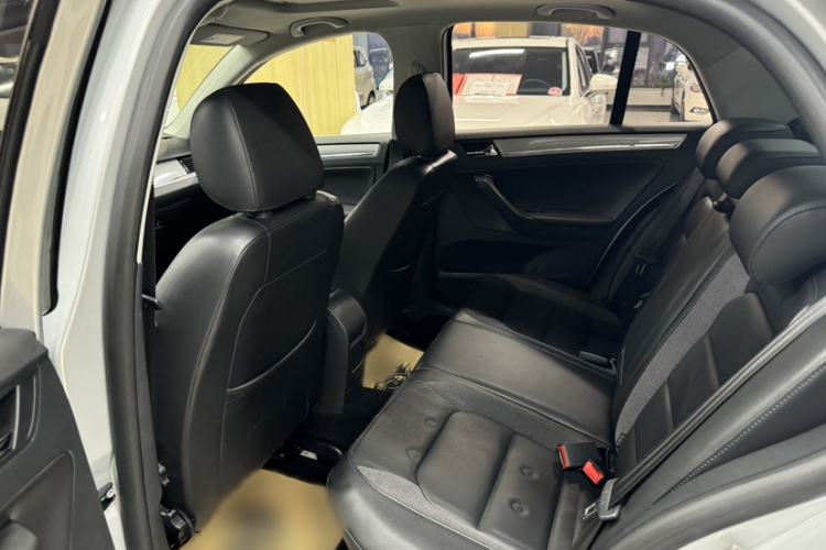 Used Volkswagen Bora 2014 1.6L Automatic Comfort Model
