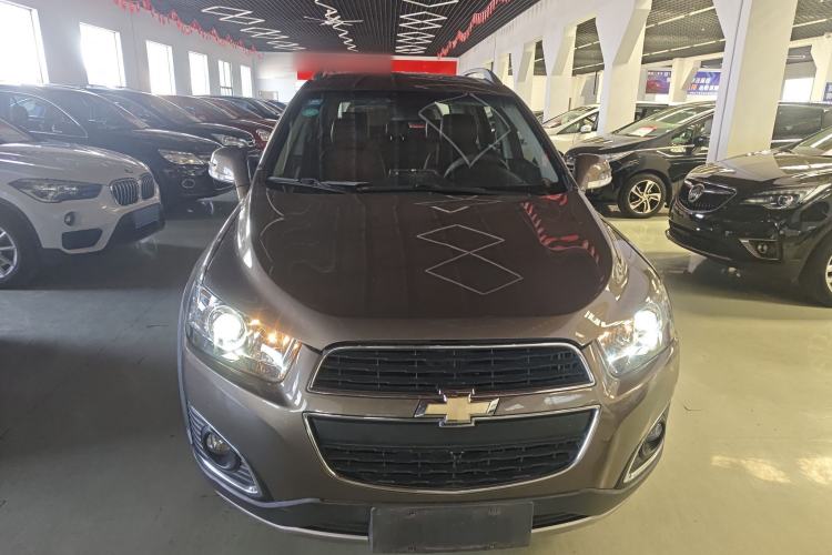 Used Chevrolet Captiva 2015 2.4L 4x4 Flagship Edition 7-Seater