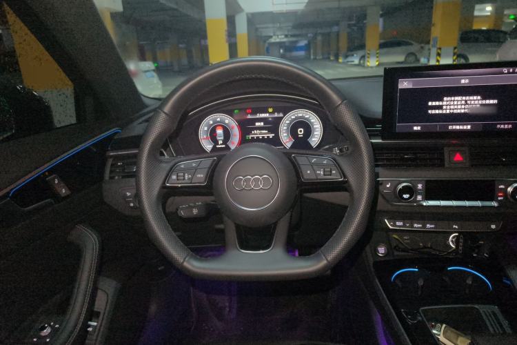 Used Audi A4L 2024 40 TFSI Luxury Dynamic Edition
