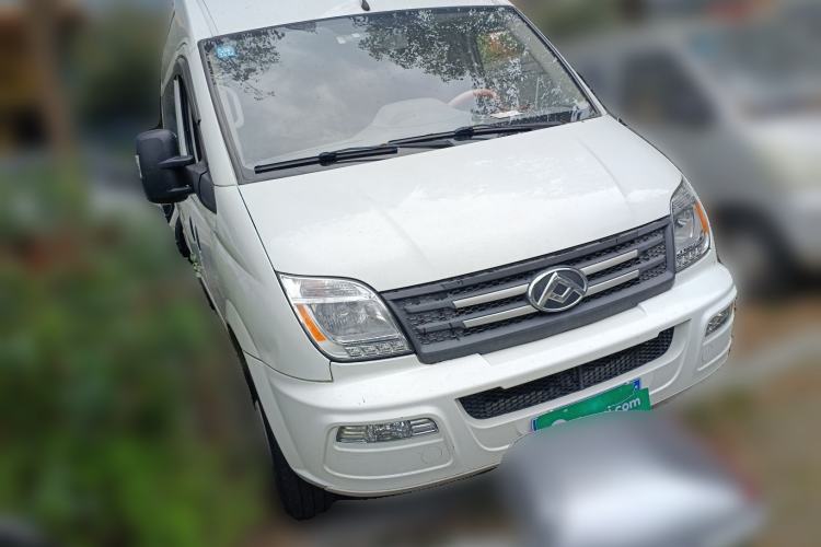 Used SAIC MAXUS Xintu V80 2021 2.0T Manual Classic Aoyuntong Long Wheelbase Mid-Roof 6/7/8/9-Seater