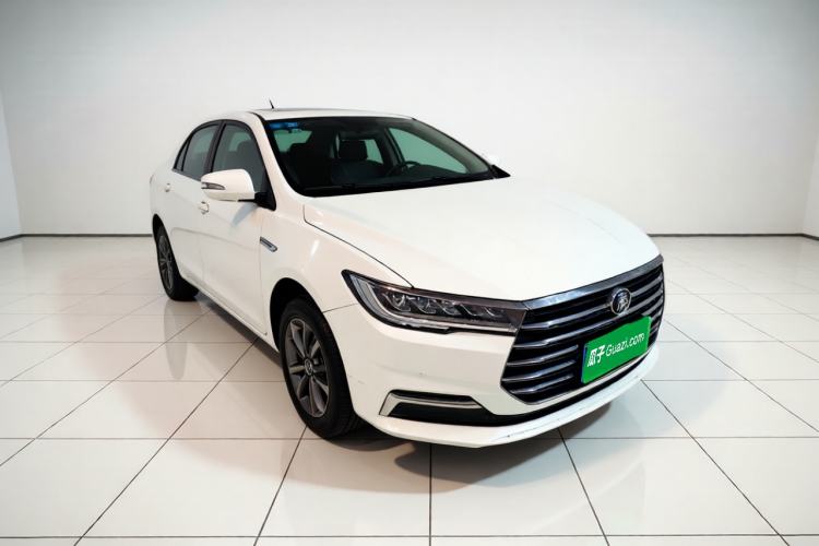 Used BYD Qin 2019 1.5L Automatic Prestige Model Front Right 45 Deg