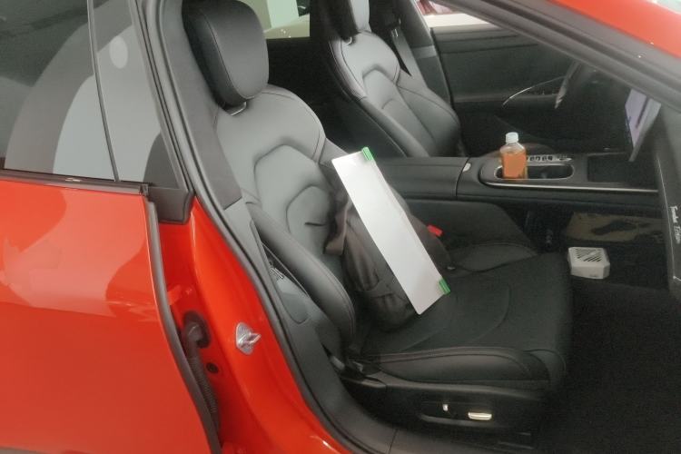 Used Xiaomi Auto SU7 2024 Four-Wheel-Drive Max Founder's Edition
