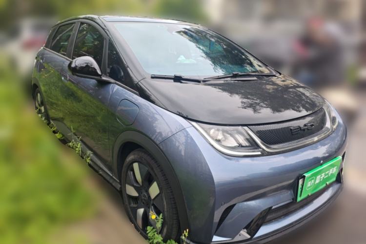 Used BYD Dolphin 2023 401km Knight Edition Front Right 45 Deg