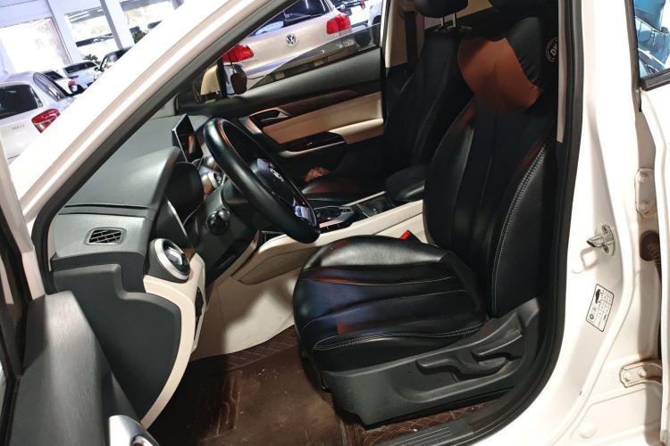 Used BAIC Beijing EU5 2018 R500 Smart Wind Edition
