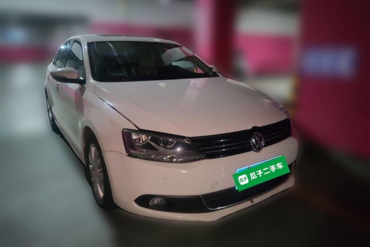 Used Volkswagen Sagitar 2012 1.4TSI Automatic Luxury Edition
