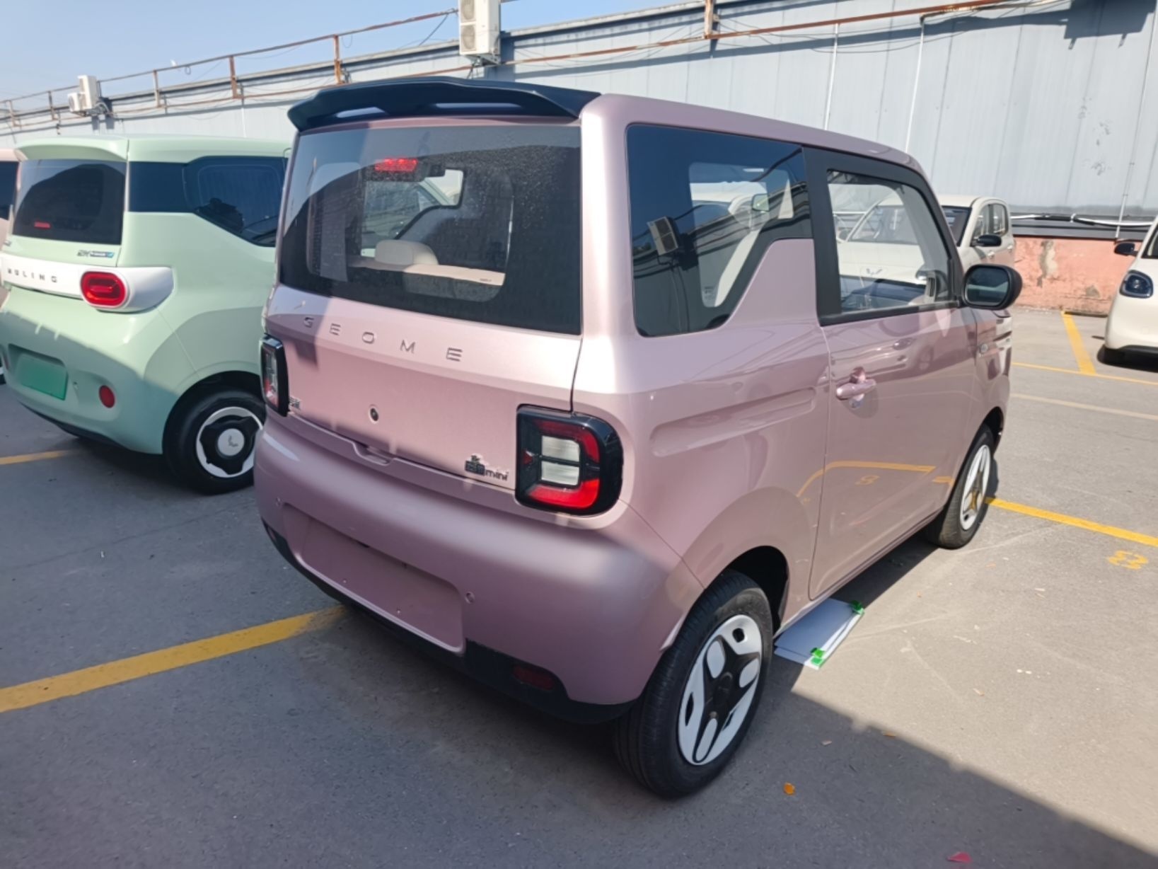 Geely Galaxy Panda 2025 210 km – Yuanqi Bear — снимка 6