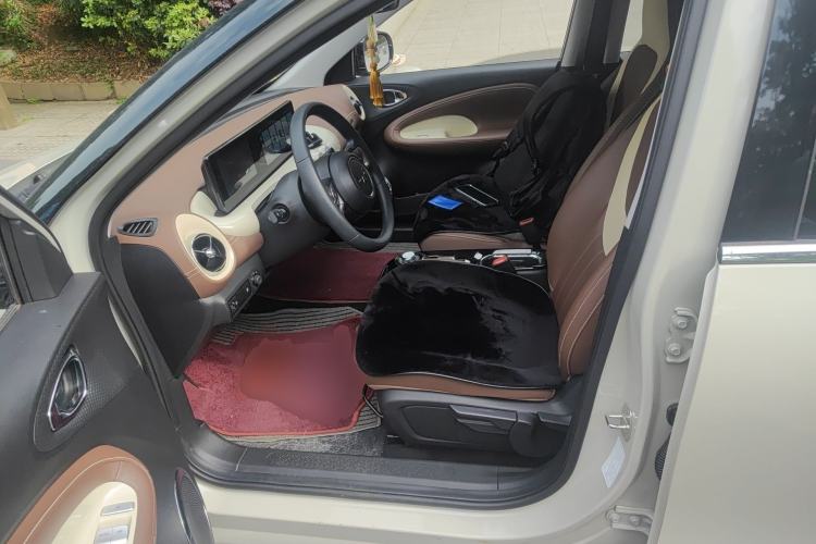 Used Wuling Bingo 2023 333 km Enjoyment Version Left Front Seat
