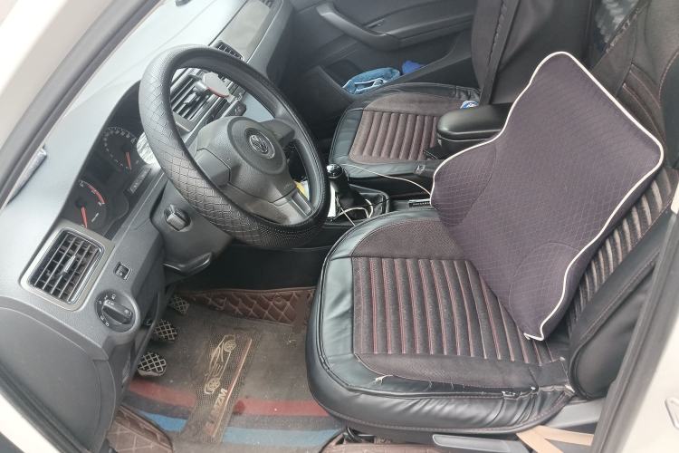 Used Volkswagen Santana 2015 1.6L Manual Comfort Edition Left Front Seat