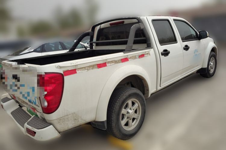 Used Great Wall Wingle 5 2017 2.4L European Version Gasoline Two-Wheel Drive Entry-Level Big Double Cab 4G69S4N
